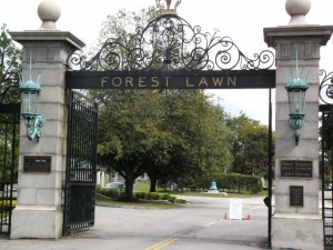 forest-lawn-gate